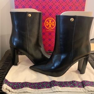 New in Box Tory Burch Penelope 90mm Bootie Black